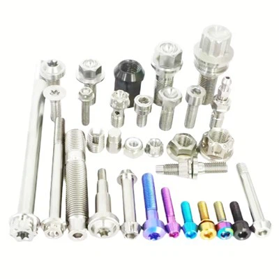 Автоматична модификация на винтовете от титанова сплав